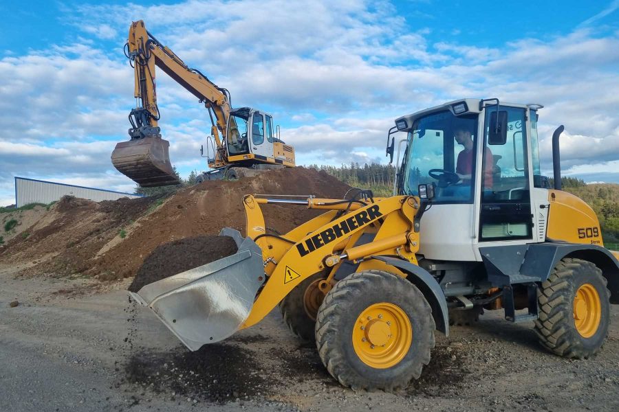 Erdarbeiten und Aushub